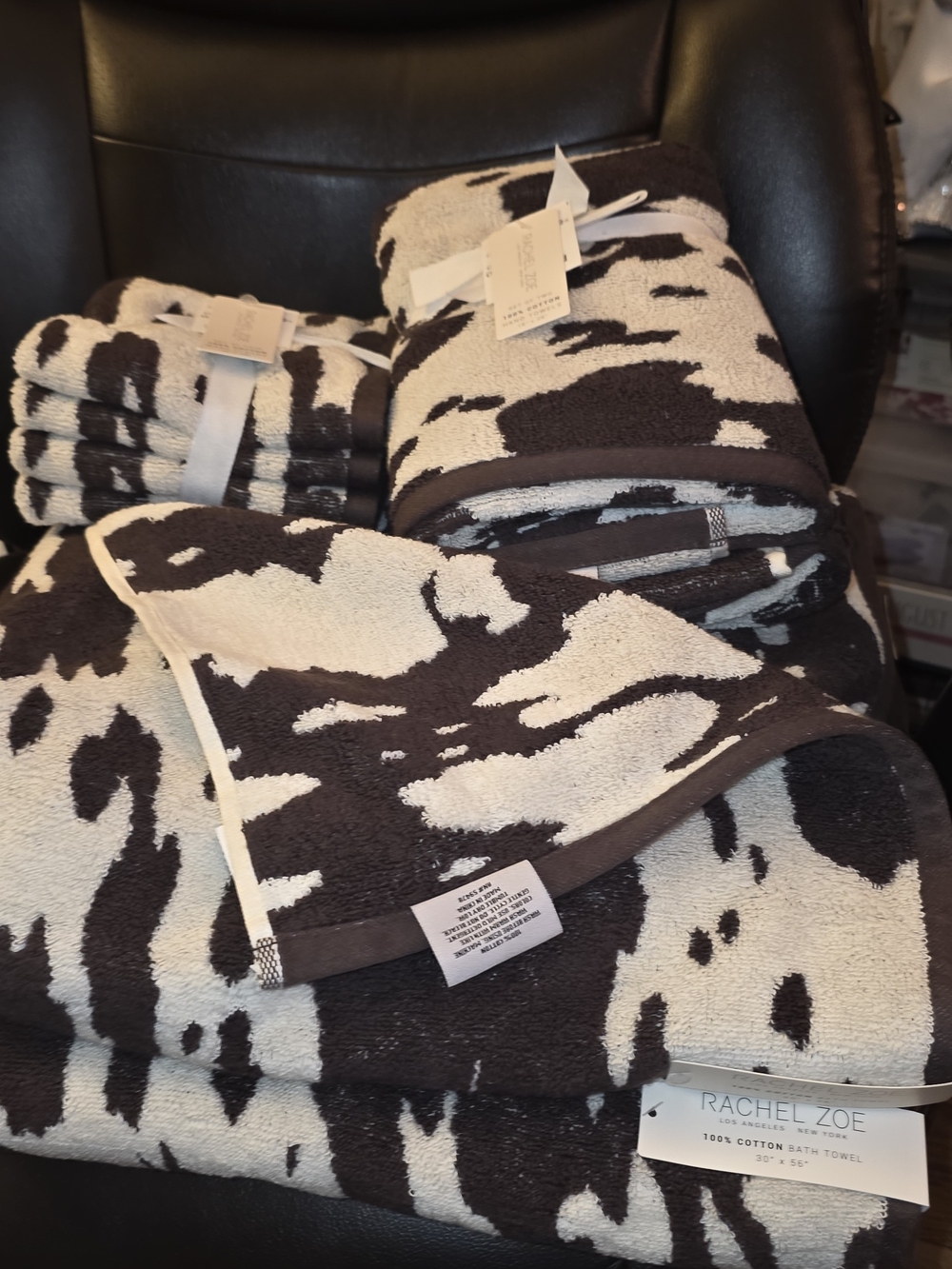 Rachel Zoe Black & Cream Cow Hide Patterned Bath Towel Set